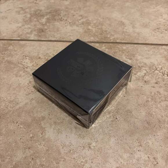 Destiny 2 MMXXI Collectible Pin Bungie Reward New & Sealed - Picture 3 of 5